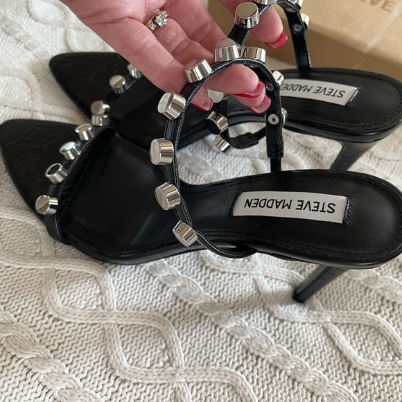New! Steve Madden Black Heels with Silver Accent Studs Sandals Various Sizes - Picture 13 of 16